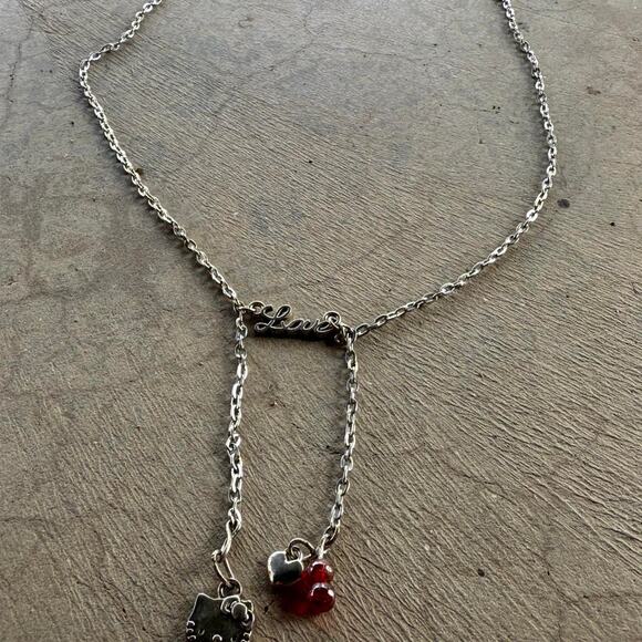 Hello Kitty Necklace - Picture 3 of 4